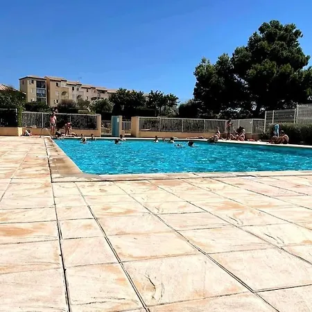 St-Pierre-La-Mer, Bel Appartement A Dans Residence Avec Piscine Et Tennis Entre 5 Et 10 Min De La Plage Fleury  Extérieur photo