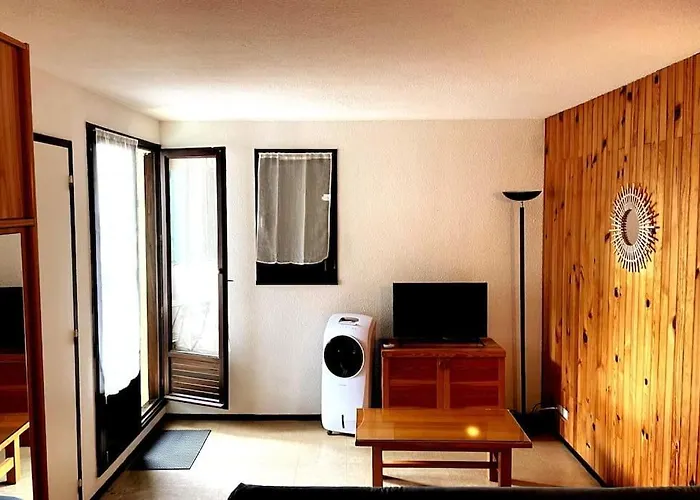 St-Pierre-La-Mer, Bel Appartement A Dans Residence Avec Piscine Et Tennis Entre 5 Et 10 Min De La Plage