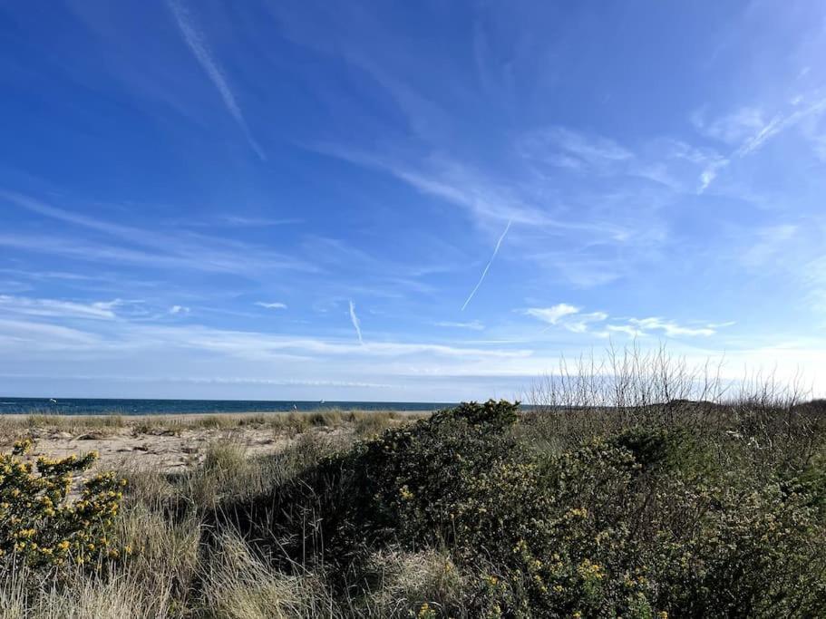 St-pierre-la-mer, Bel A Dans Avec Piscine Et Tennis Entre 5 Et 10 Min De La Apartment Fleury (Aude)