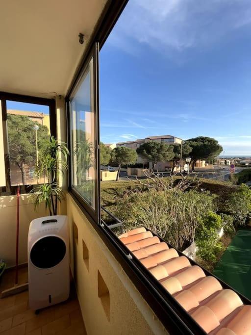 Apartment St-pierre-la-mer, Bel A Dans Avec Piscine Et Tennis Entre 5 Et 10 Min De La *